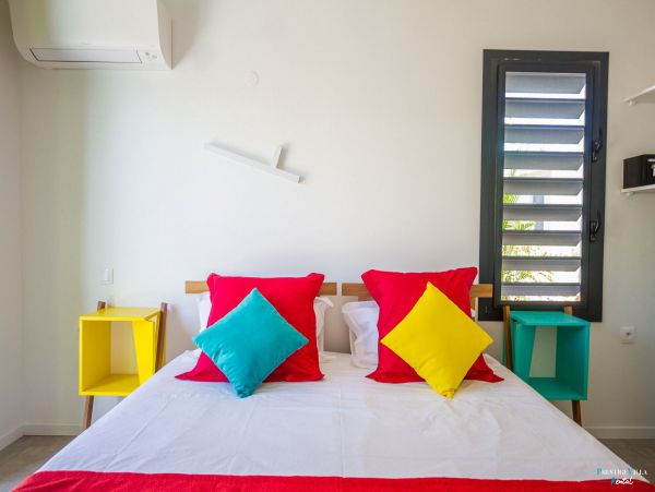 Guadeloupe Home 962668