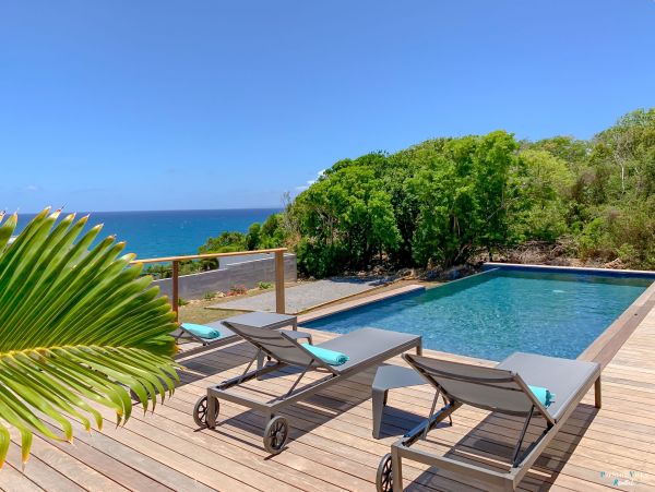 Guadeloupe Home 962669
