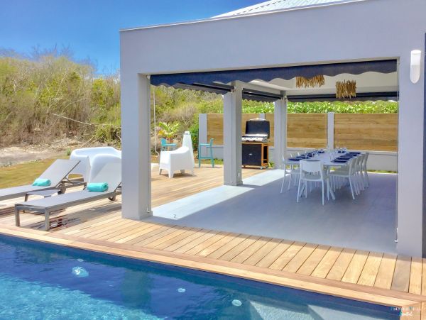 Guadeloupe Home 962669