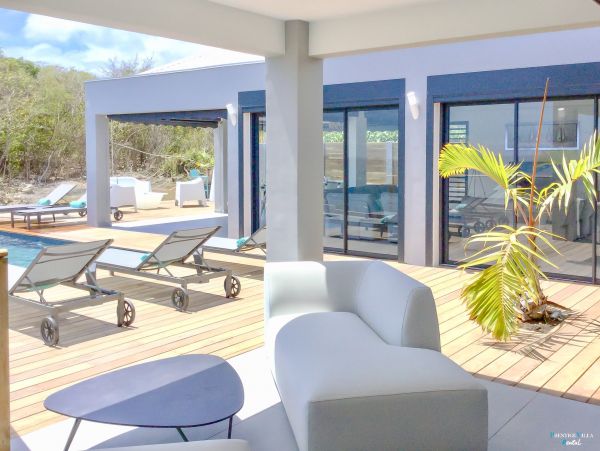 Guadeloupe Home 962669