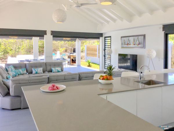 Guadeloupe Home 962669