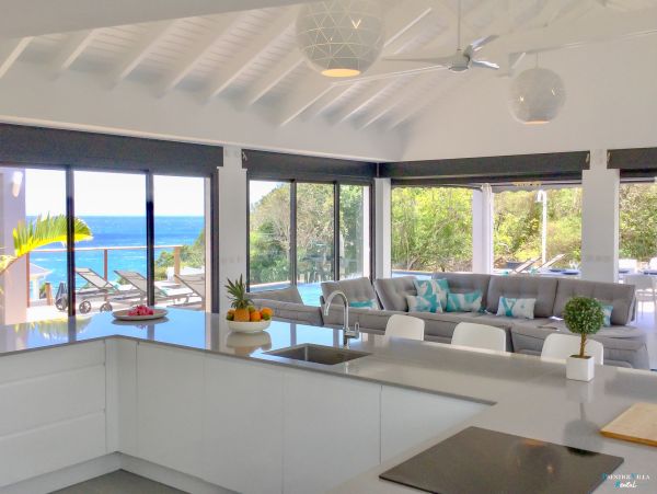 Guadeloupe Home 962669