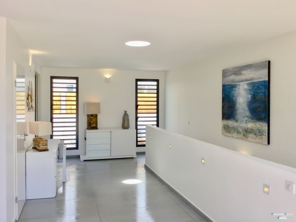 Guadeloupe Home 962669