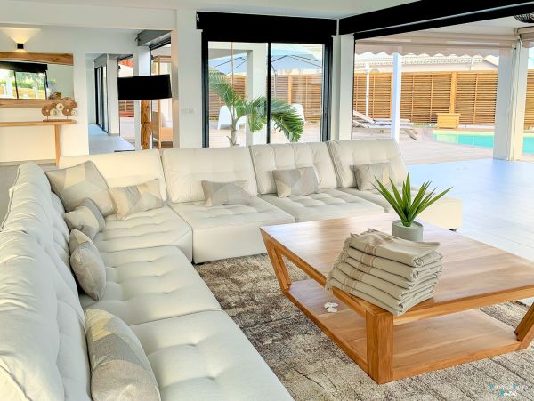 Guadeloupe Home 962670