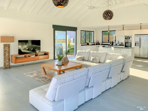 Guadeloupe Home 962670