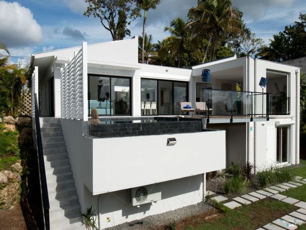Guadeloupe Home 962671