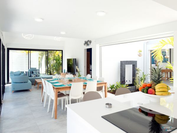 Guadeloupe Home 962671