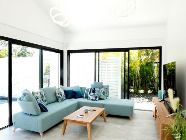 Guadeloupe Home 962671