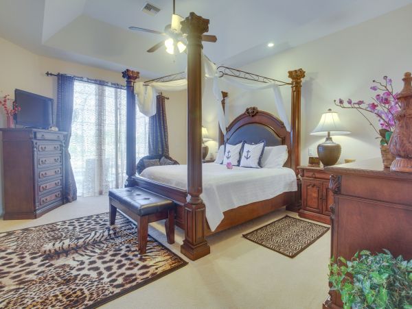 Marco Island 6 Bedroom Canal Front Home with Caged Pool