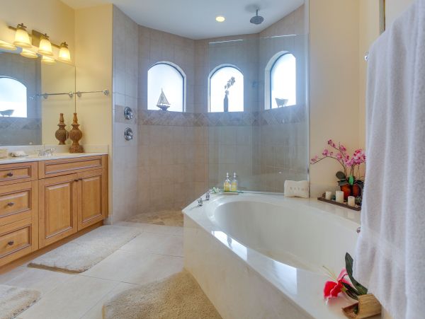 Marco Island 6 Bedroom Canal Front Home with Caged Pool