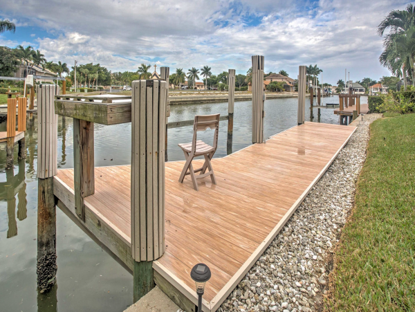 Marco Island 6 Bedroom Canal Front Home with Caged Pool