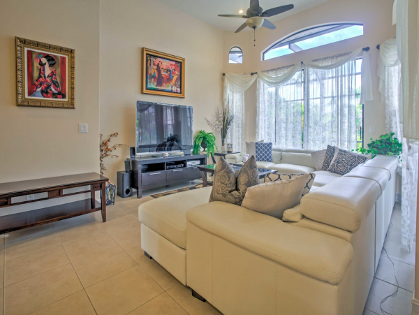 Marco Island 6 Bedroom Canal Front Home with Caged Pool