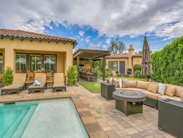 Luxury Indio Serene Vacation Casitas