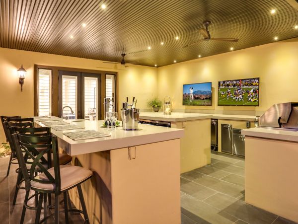 Luxury Indio Serene Vacation Casitas