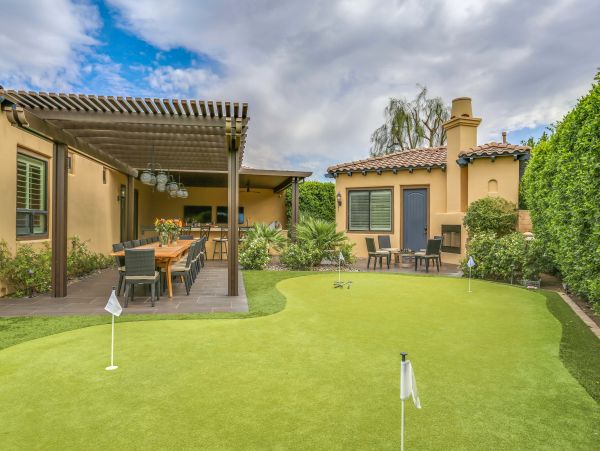 Luxury Indio Serene Vacation Casitas