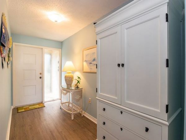 Five min Walk to Sea Holmes Beach Vacation Condo