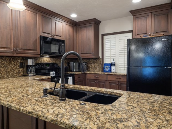 Holmes Beach Beachfront  Vacation Condo Sleeps 3 Guests