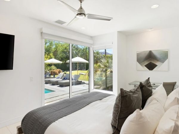 Luxury Six Bedroom Villa With Private Pool in La Quinta