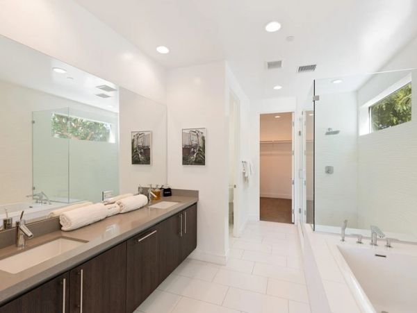 Luxury Six Bedroom Villa With Private Pool in La Quinta