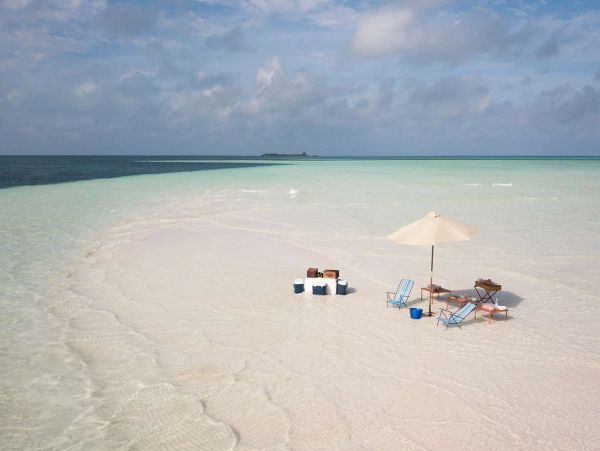 Entire Private Island with 5 Bungalows on Bahamas