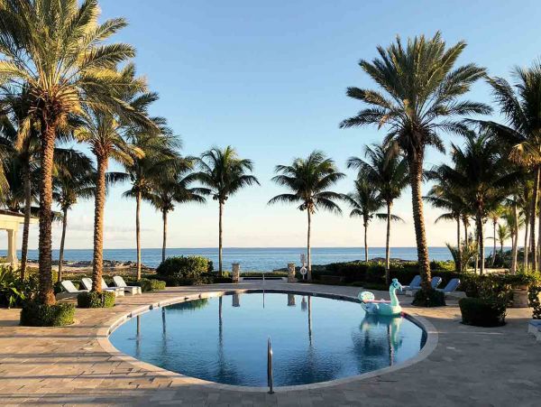 Entire Private Island with 5 Bungalows on Bahamas
