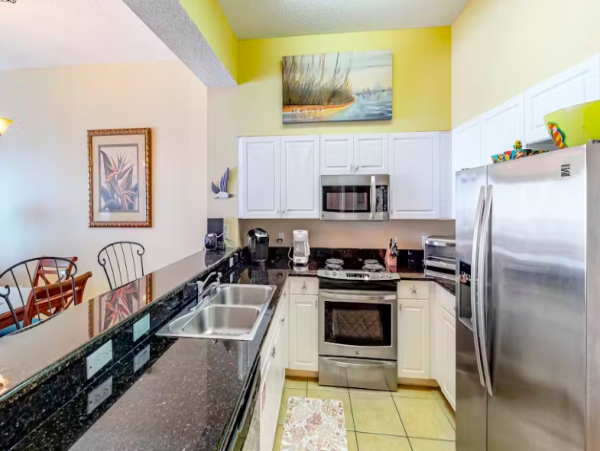 Gulf front Condo in Perdido Key, steps to beach