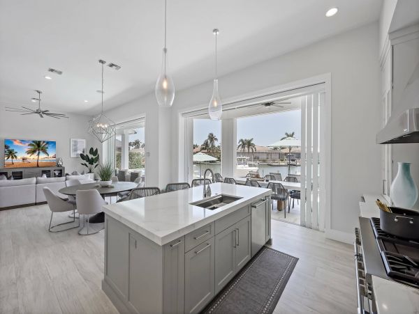 Luxury Canal Front Private Pool Home in Marco Island