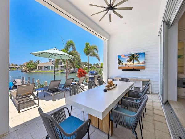 Luxury Canal Front Private Pool Home in Marco Island