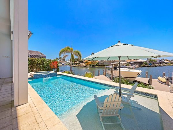 Luxury Canal Front Private Pool Home in Marco Island