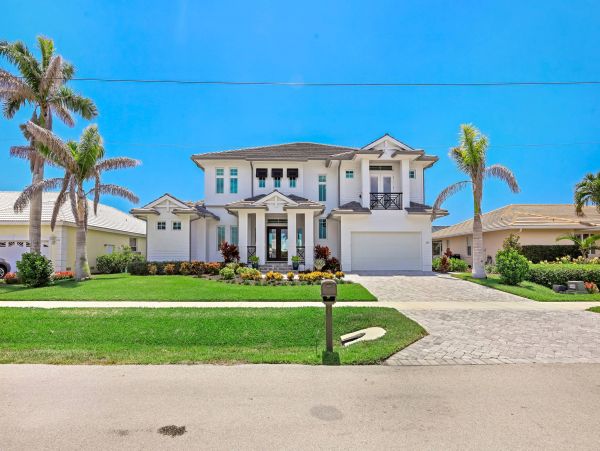 Luxury Canal Front Private Pool Home in Marco Island