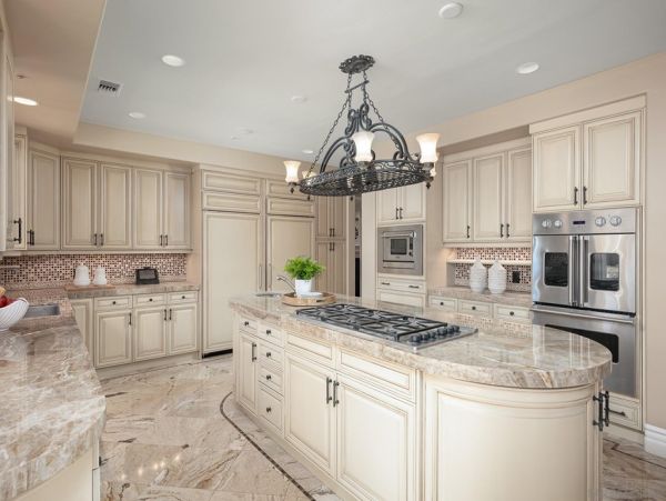 Stunning Rancho Santa Fe Private Pool Estate & Guest House