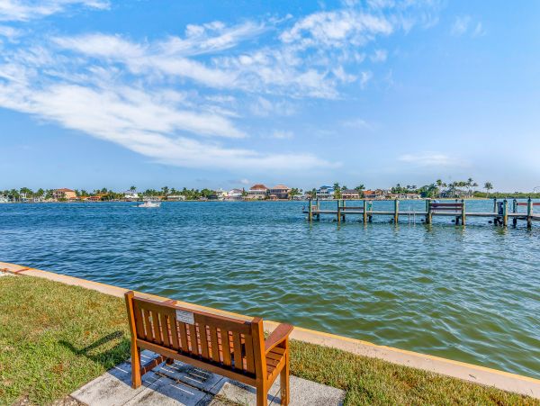 Marco Island Home 962816