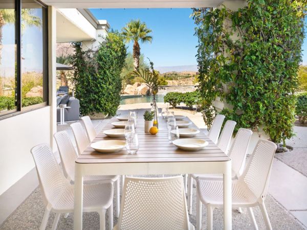 Palm Desert Stunning Luxury Pool Villa & Spa Sleeps 17