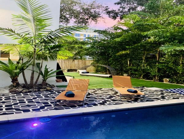 Miami Luxury Vacation Rental Home Five Bedrooms Private Pool
