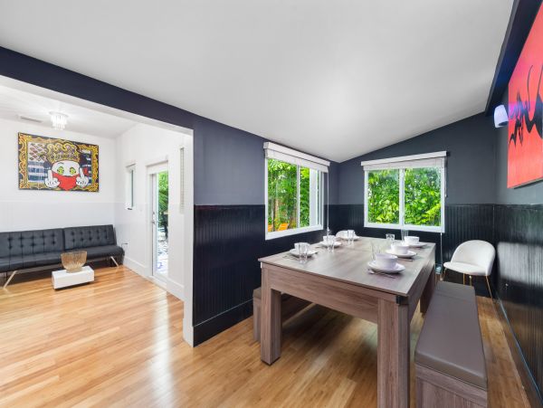 Miami Luxury Vacation Rental Home Five Bedrooms Private Pool