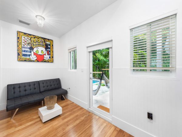 Miami Luxury Vacation Rental Home Five Bedrooms Private Pool