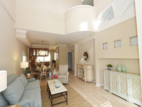 Naples Vacation Pool Home Sleeps 6 Guests