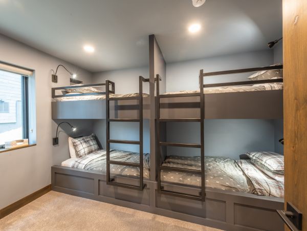 Park City Luxury Vacation Condo Private Hot Tub Walk to Lift