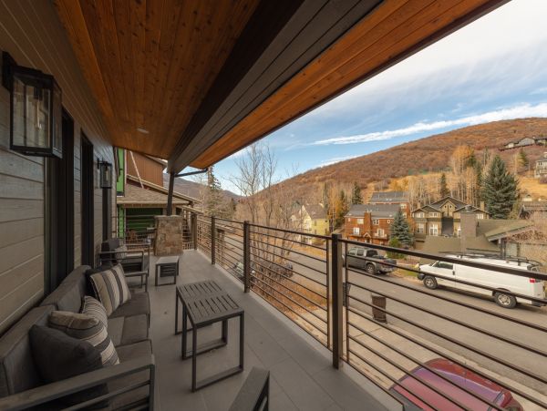 Park City Luxury Vacation Condo Private Hot Tub Walk to Lift