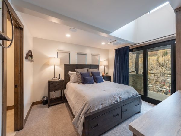 Park City Luxury Vacation Condo Private Hot Tub Walk to Lift