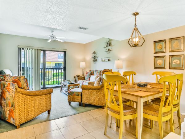 Cocoa Beach Condo 962838