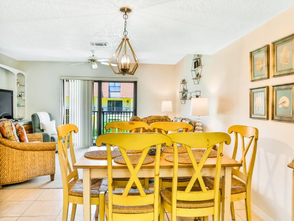 Cocoa Beach Condo 962838