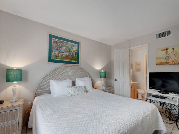 2nd Floor Gulf Front Condo