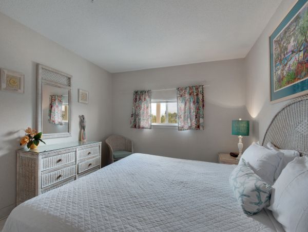 2nd Floor Gulf Front Condo