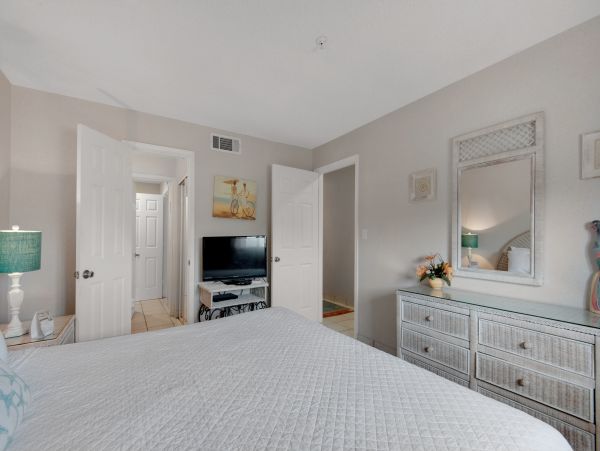 2nd Floor Gulf Front Condo