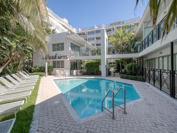 Miami Beach Condo 962979