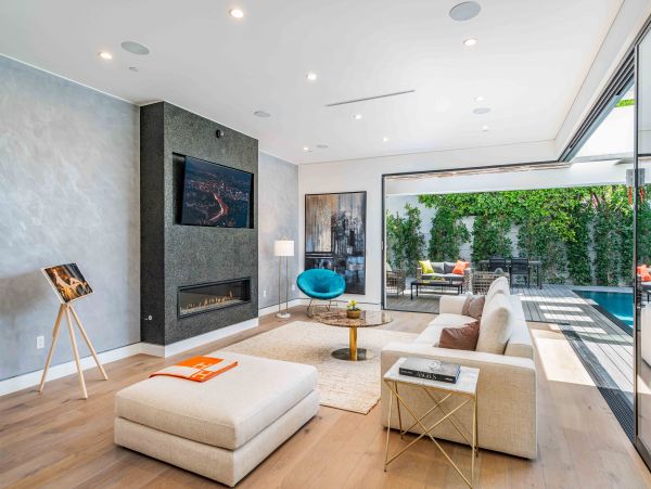 Beverly Hills Vacation Villa with Private Pool & Hot Tub