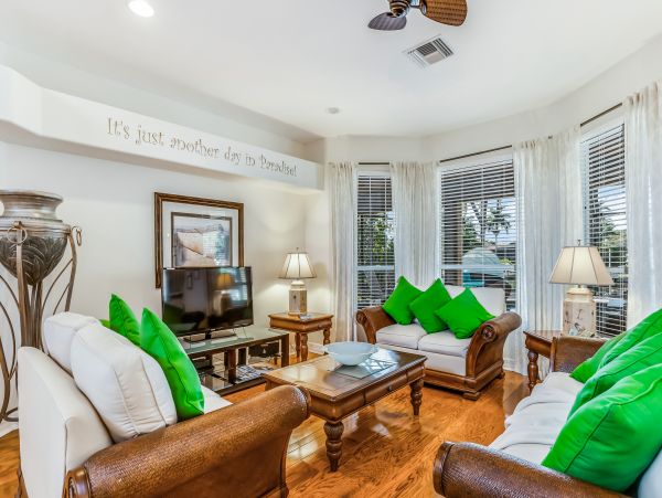 Cape Coral Vacation Home With Private Pool Sleeps 14 Guests