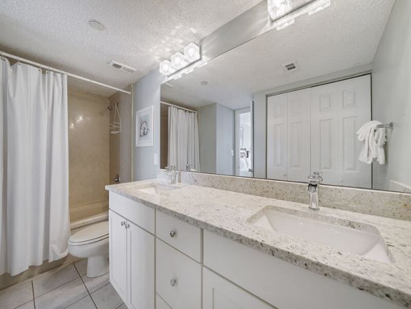 Gulf Front Destin Vacation Condo Two Bedroom