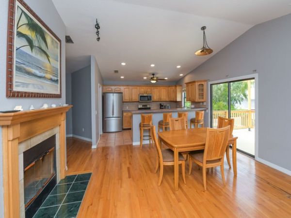 Bradenton Beach Vacation Home with Private Pool Sleeps 10